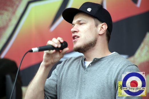 iLLBiLLY HiTEC feat. Longfingah (D) 26. Summer Jam Festival, Fuehlinger See Koeln - Red Stage 02. Juli 2011 (16).JPG